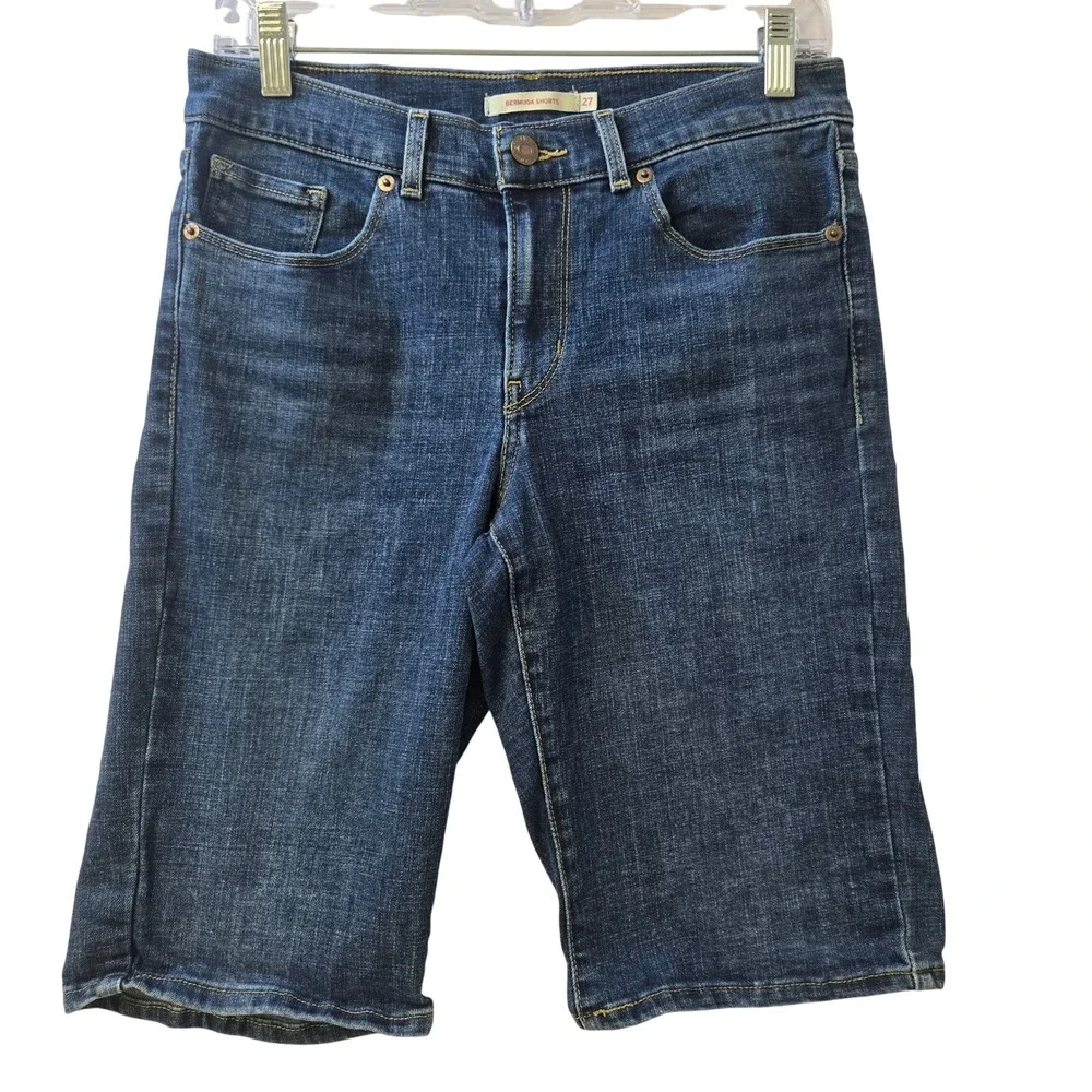 Levi Strauss Womens 27 Bermuda Shorts Dark Wash Denim Mid Rise Stretch Casual